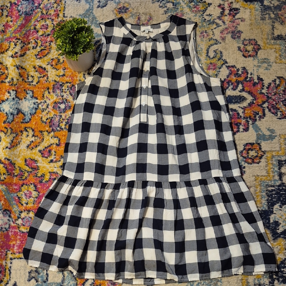 🎈Crown & Ivy Navy & White Gingham Check Dress
